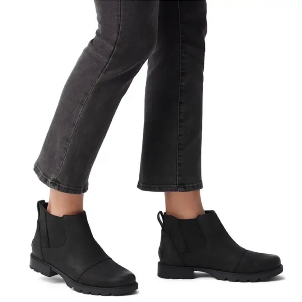 Sorel |  Sorel Women's Emelie Chelsea Bootie Black Leather Ankle Boots